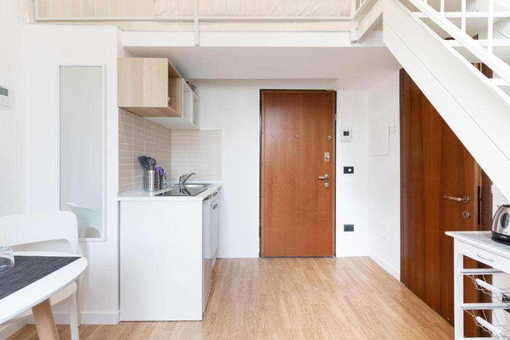 Ferienwohnung Central Studio Apts Milano-Corso Magenta Exterior foto